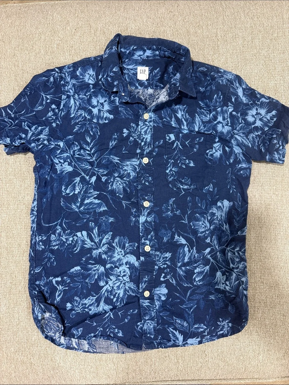 GAP Navy and Light Blue Floral Short-Sleeve Button-Up Shirt